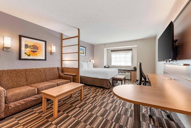 Best Western Limon image