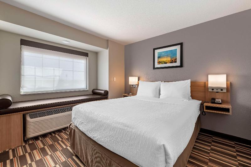 Best Western Limon image