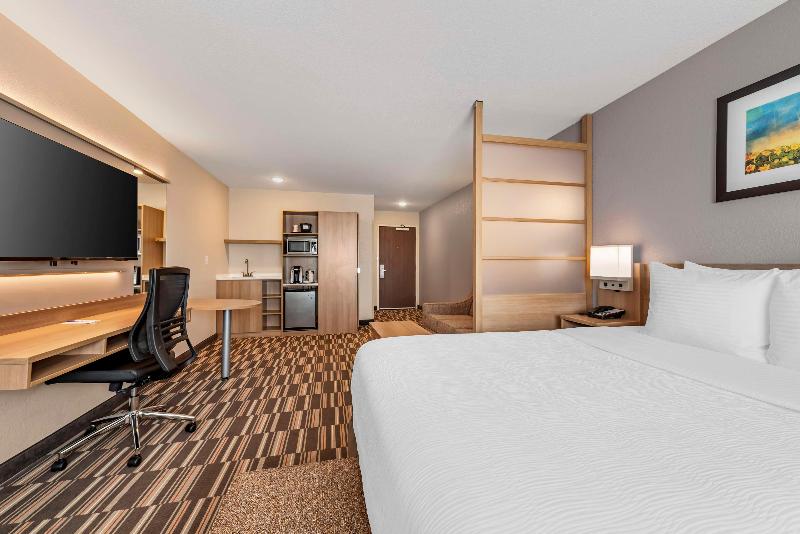 Best Western Limon image