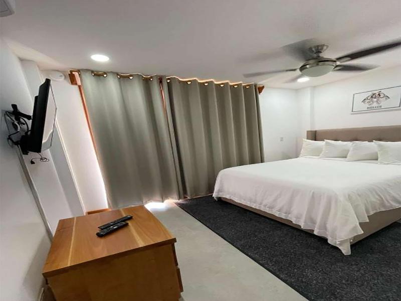 Best Western Grand Baymen Gardens image