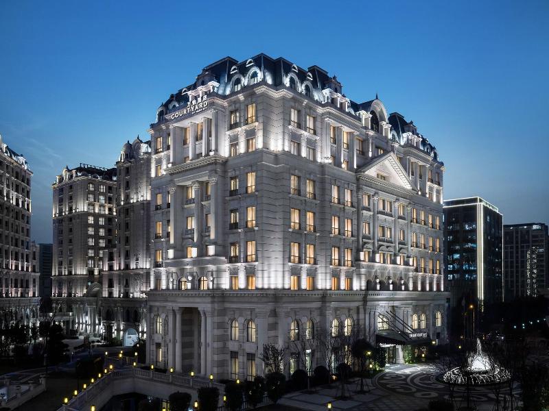 Courtyard By Marriott Shanghai Changfeng Park image