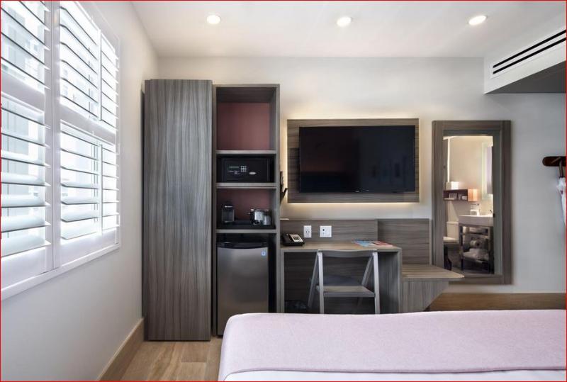 The Julia - Adults Only Miami Beach Hotel