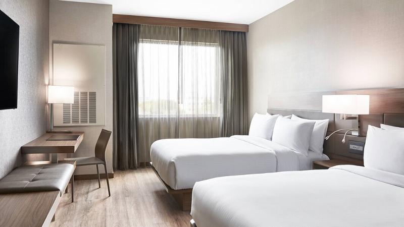 Ac Hotel By Marriott Miami Doral image