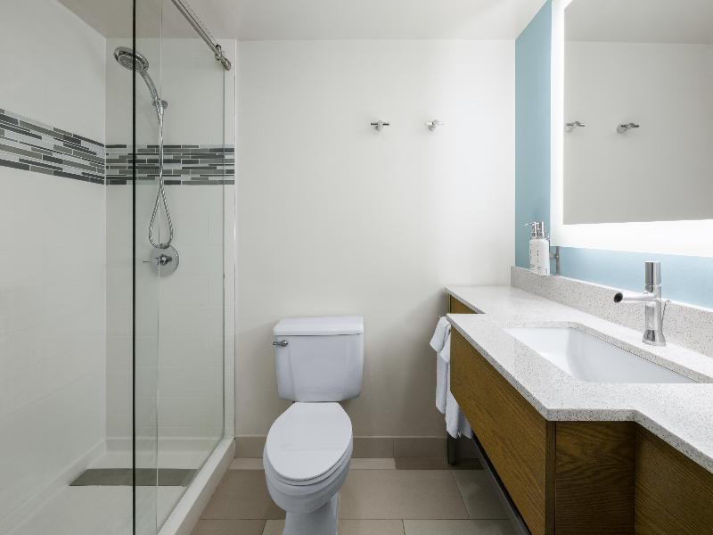 EVEN Hotel Miami - Airport image