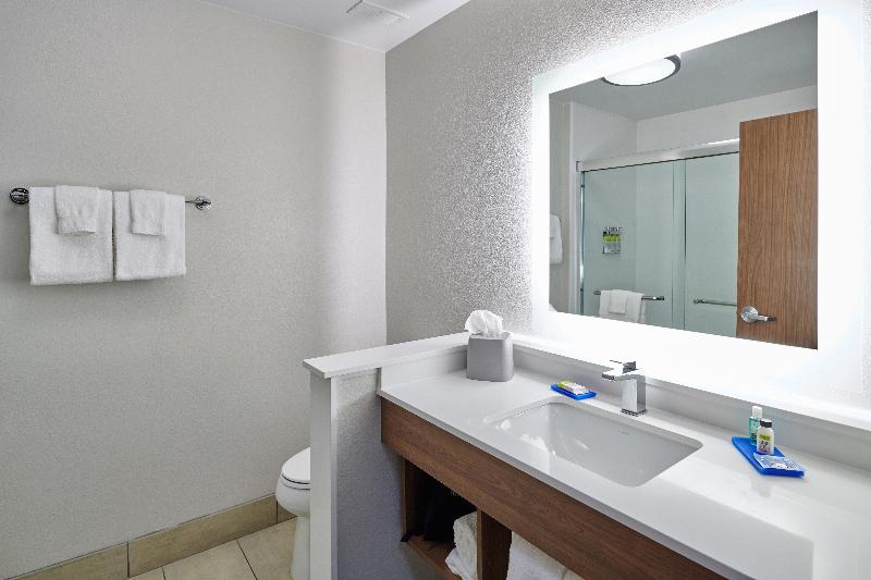 Holiday Inn Express & Suites El Paso East-Loop 375 photo 23