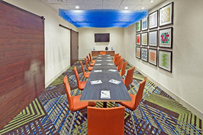Holiday Inn Exp & Sts Indianapolis NW - Zionsville image