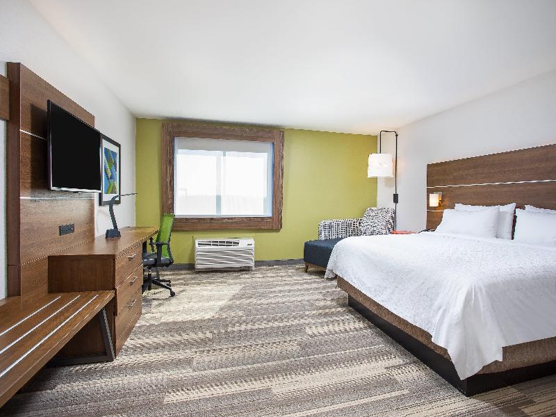 Holiday Inn Express Suites Lexington W Versailles image