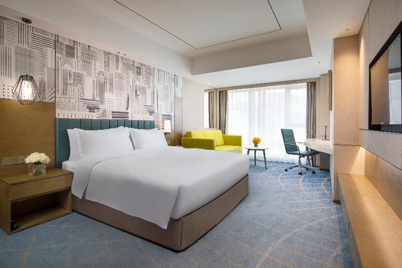 Holiday Inn & Suites Lanzhou Center image