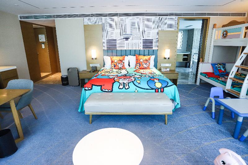 Holiday Inn & Suites Lanzhou Center image