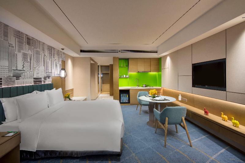 Holiday Inn & Suites Lanzhou Center image