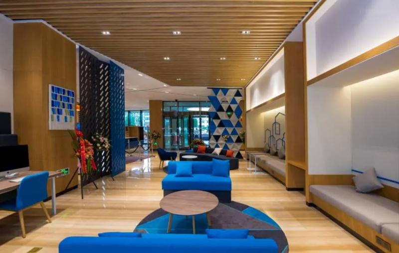 Holiday Inn Express Luanchuan image