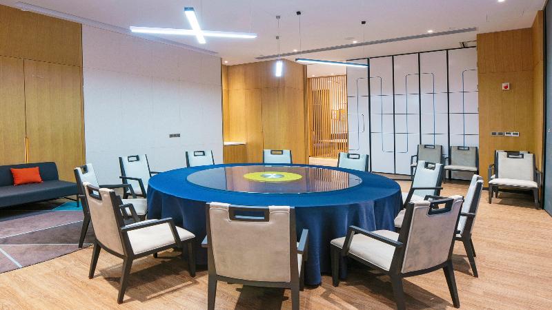 Holiday Inn Express Luanchuan image 3