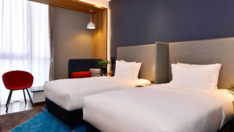 Holiday Inn Express Luanchuan image