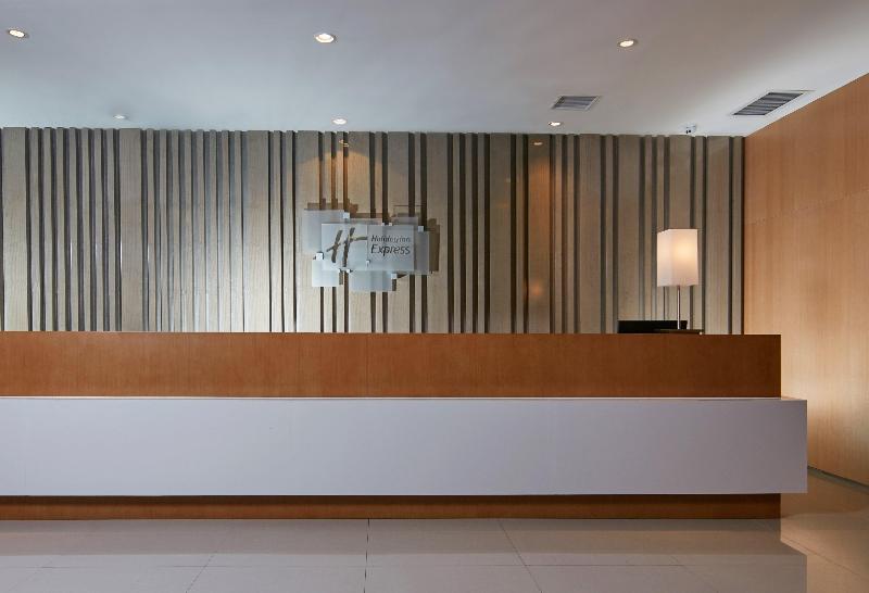 Holiday Inn Express Luoyang Yichuan image