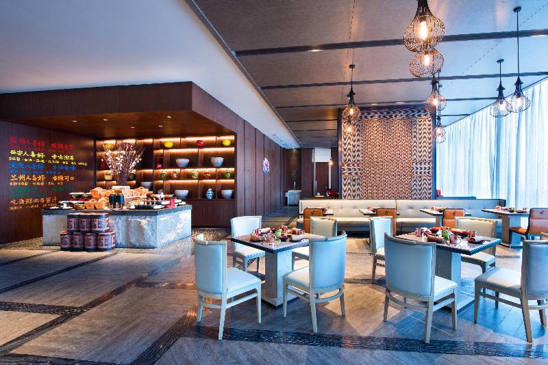 Crowne Plaza Baoji City Center image