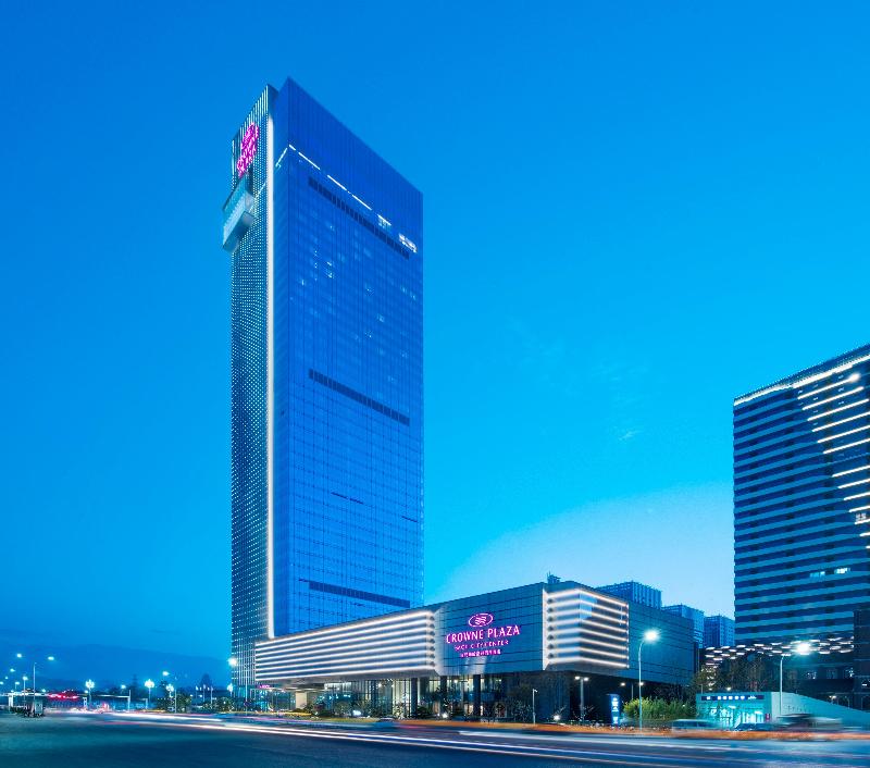 Crowne Plaza Baoji City Center image