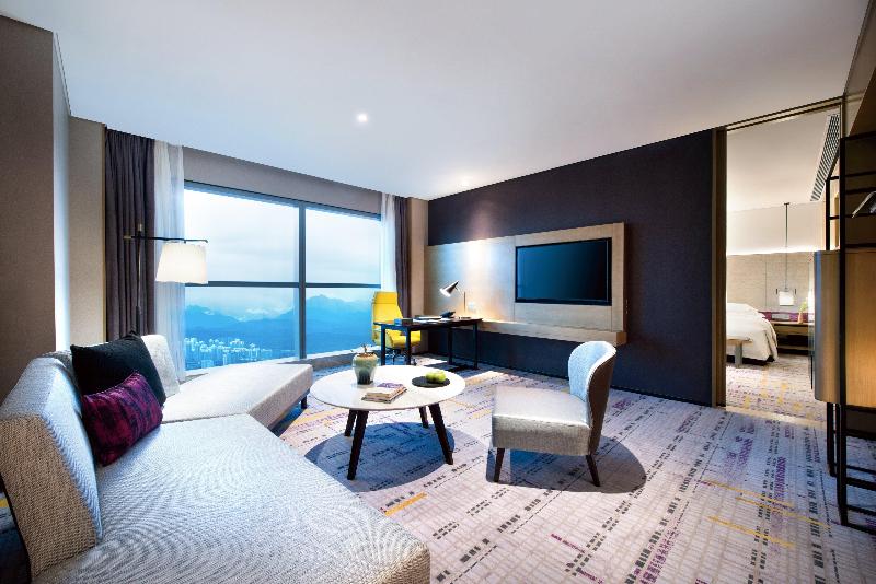 Crowne Plaza Baoji City Center image