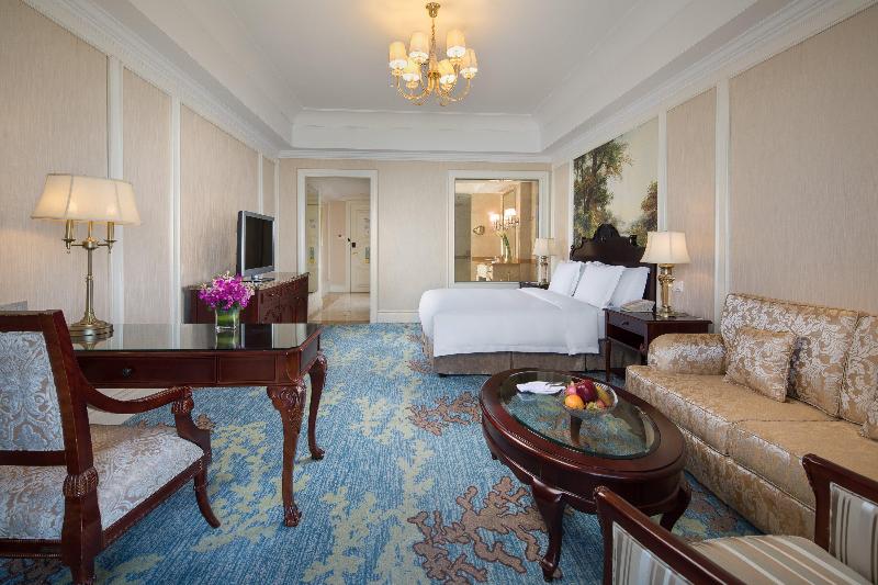 Crowne Plaza Ocean Spring Resort