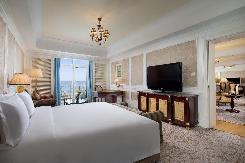 Crowne Plaza Ocean Spring Resort
