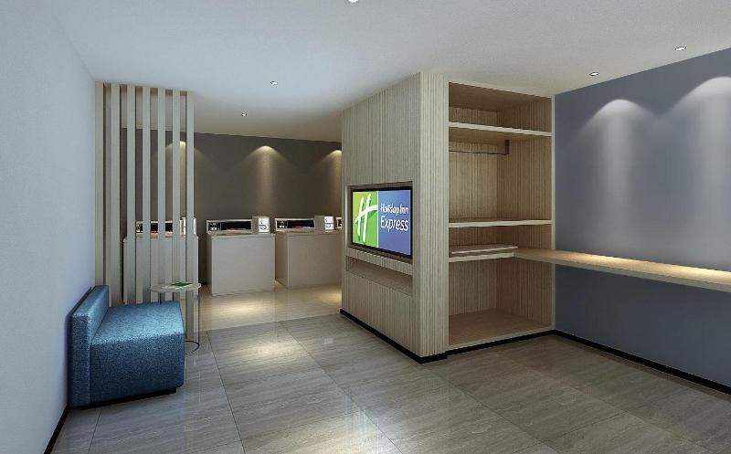 Holiday Inn Express Zhangye image