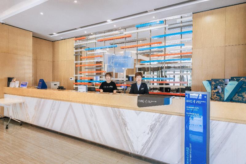 Holiday Inn Express Zhangye image