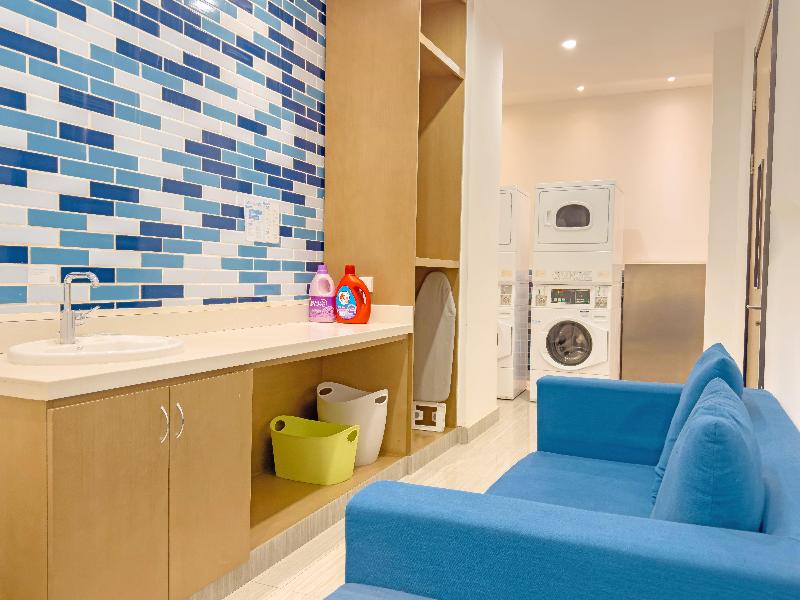 Holiday Inn Express Zhangye image