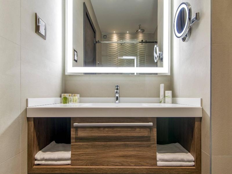 Sheraton Novi Sad image