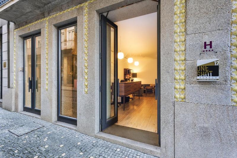 One Shot Aliados Goldsmith image