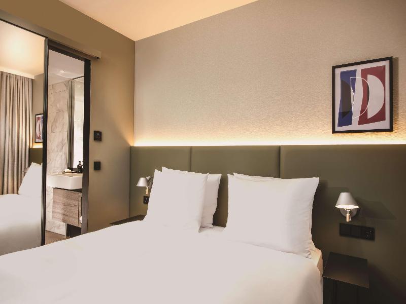Adina Apartment Hotel Hamburg Speicherstadt image