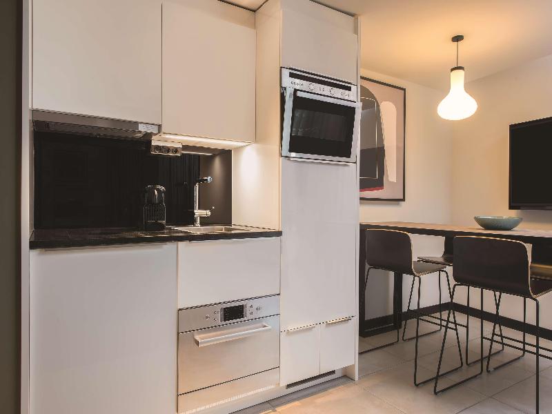 Adina Apartment Hotel Hamburg Speicherstadt image