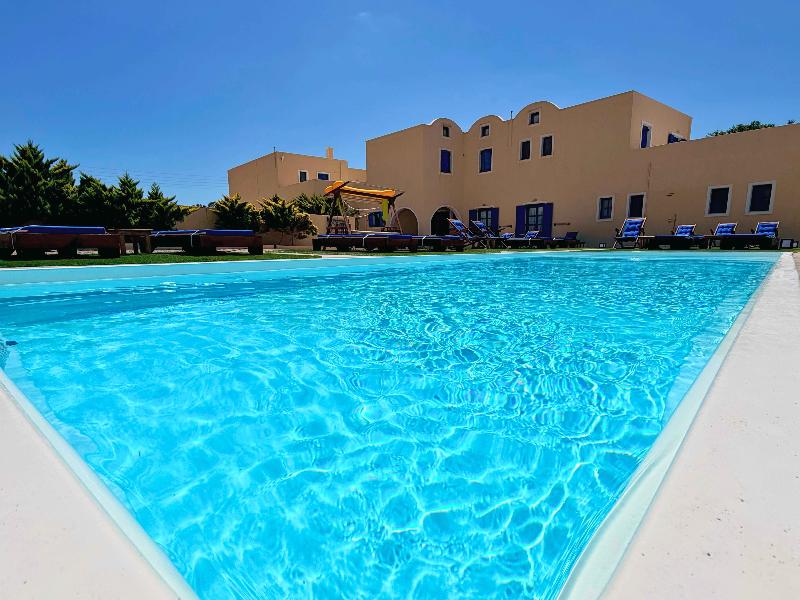 Irigeneia Hotel