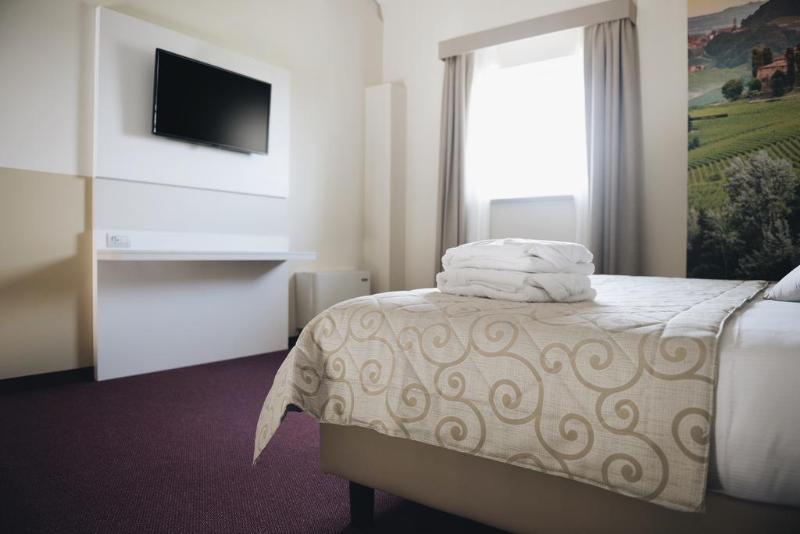 Cascina Speranza Hotel e Restaurant image