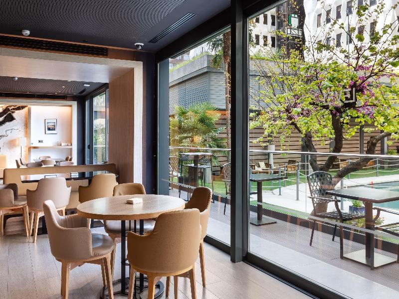 Stay in style at The Level At Hotel Melia Castilla