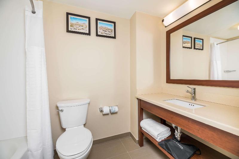 Comfort Inn Tonopah image