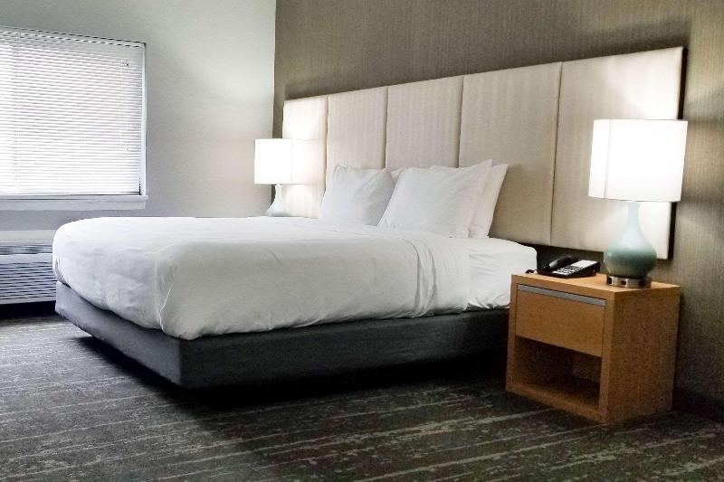 Somerset Lofts, an Ascend Hotel Collection Member