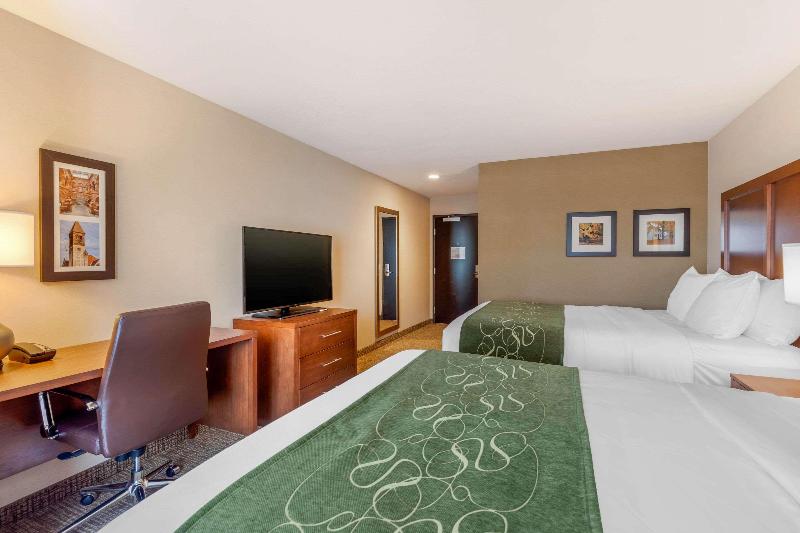 Comfort Inn & Suites Schenectady - Scotia image