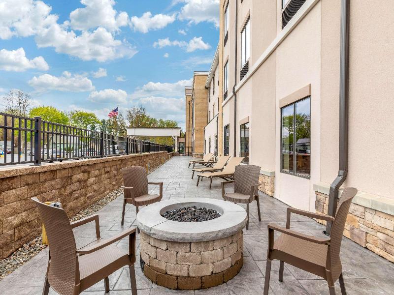 Comfort Inn & Suites Schenectady - Scotia image