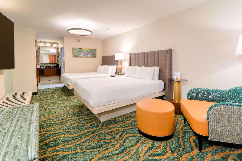 Quality Inn Near the Island Pigeon Forge image