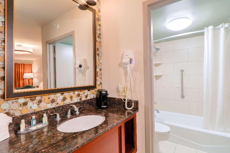 Quality Inn Near the Island Pigeon Forge image