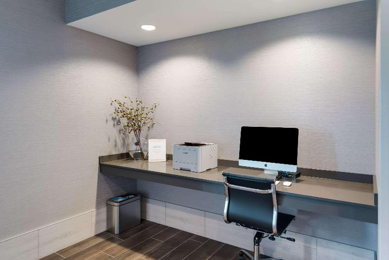 Comfort Suites Southwest Kennewick CON