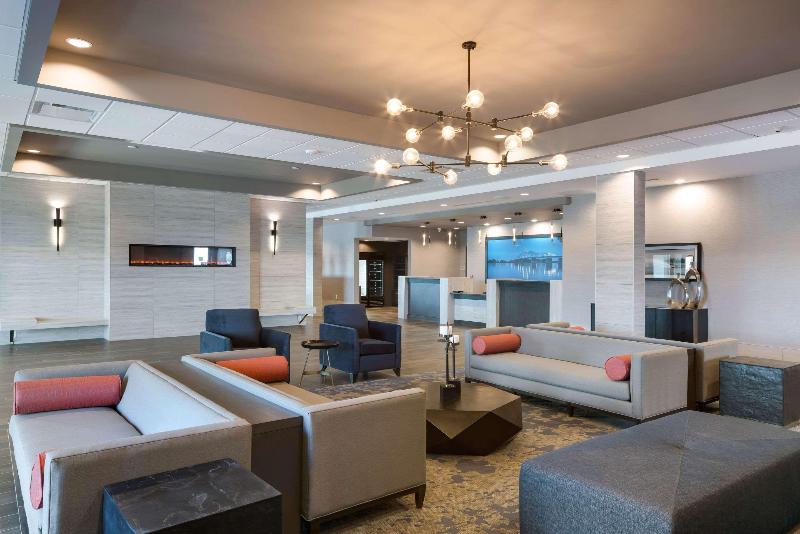 Comfort Suites Southwest Kennewick image