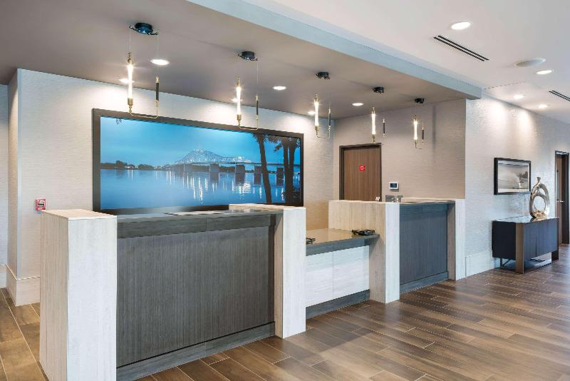 Comfort Suites Southwest Kennewick image