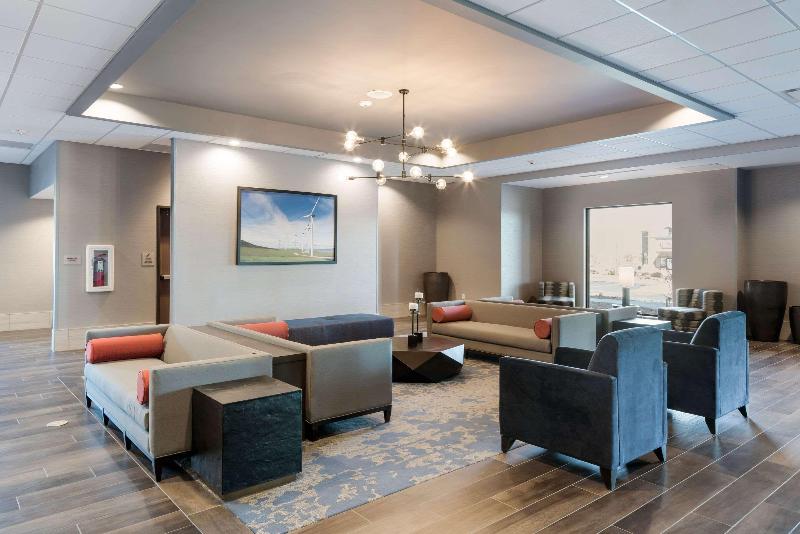 Comfort Suites Southwest Kennewick image