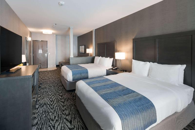 Comfort Suites Southwest Kennewick image