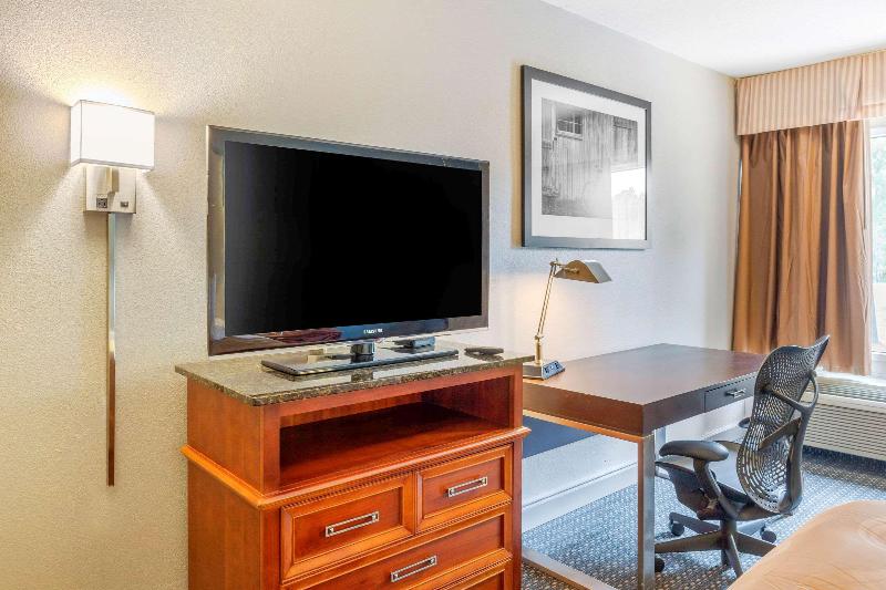 Quality Inn & Suites Durham image