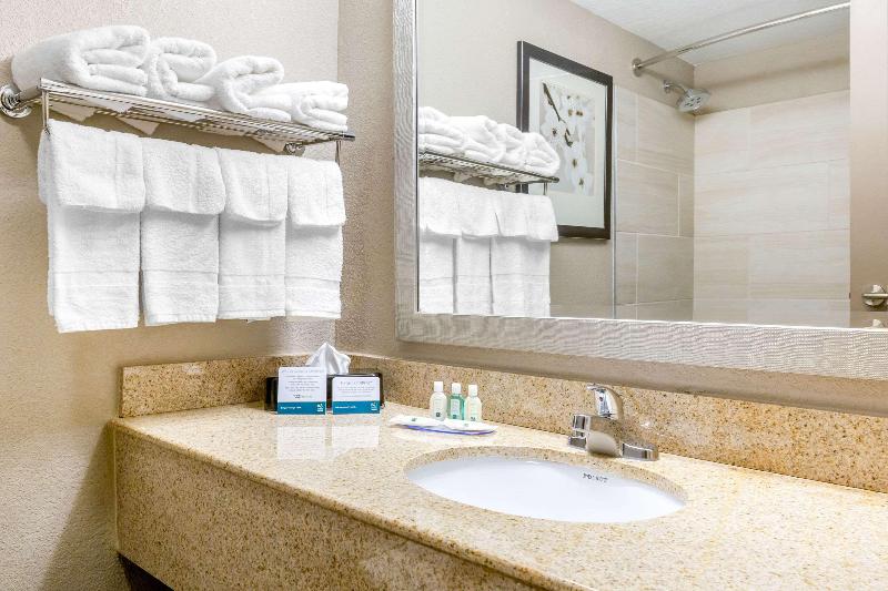 Quality Inn & Suites Durham image