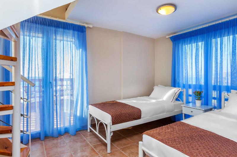 Sunset Villas image