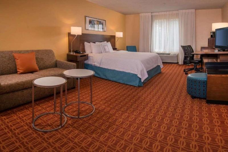 Baymont By Wyndham Chambersburg image