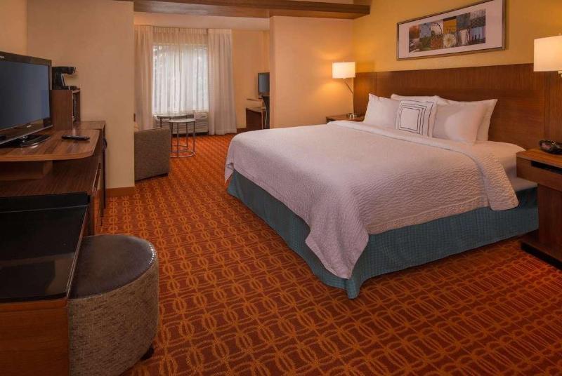 Baymont By Wyndham Chambersburg image