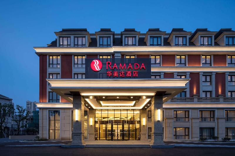 Ramada Zhenjiang City Center